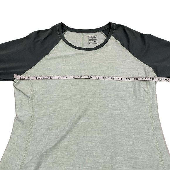 The North Face Flashdry Motivation Raglan Style Top Women's Size L - Picture 8 of 9